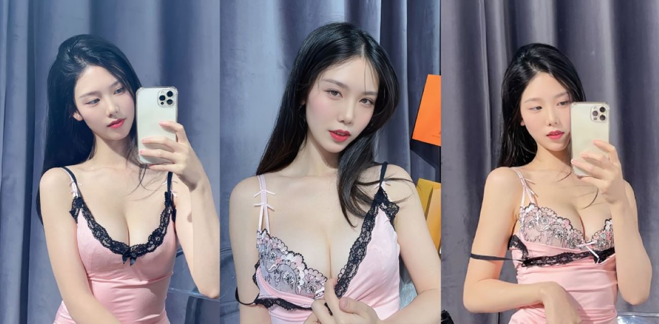 极品女神【抖娘利世】私拍福利流出，紧身衣自摸巨乳狂扣嫩穴，淫水湿透内裤表情骚到爆炸